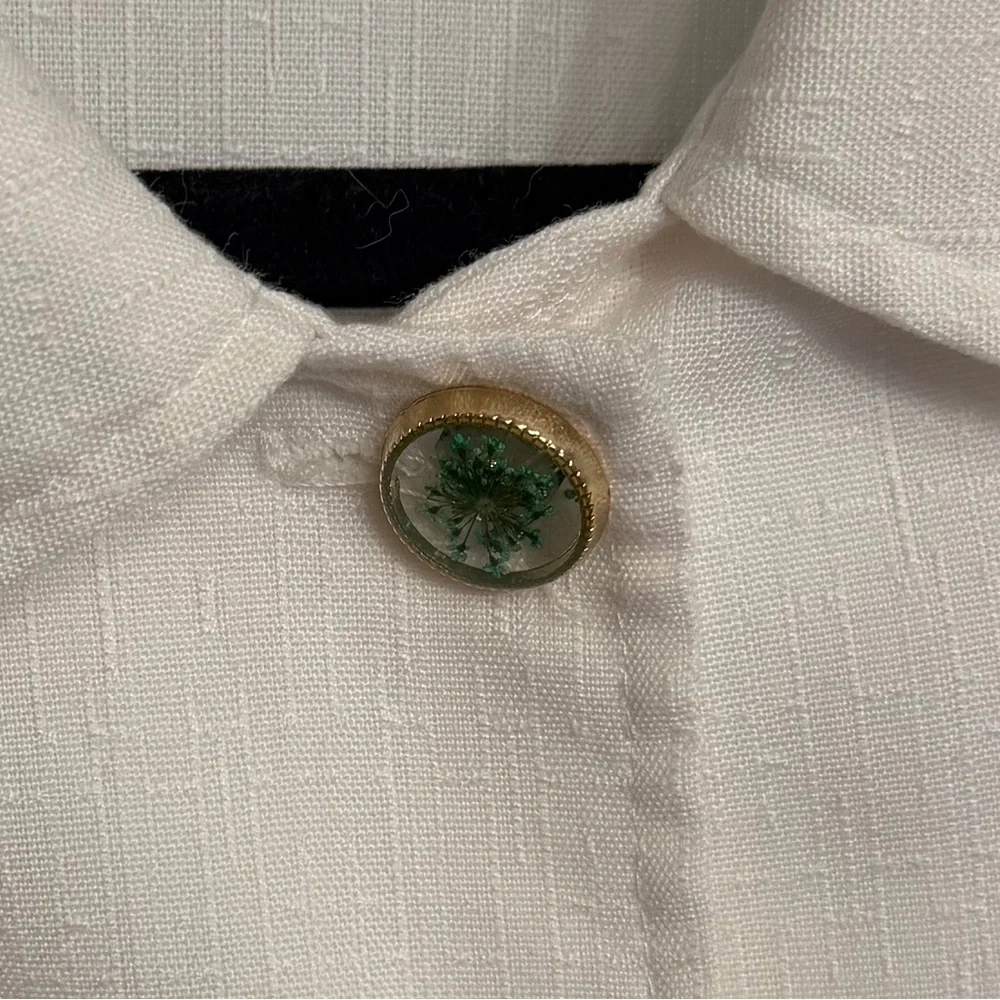 Dressbarn Ivory Blouse with Green Accents - Picture 3 of 3